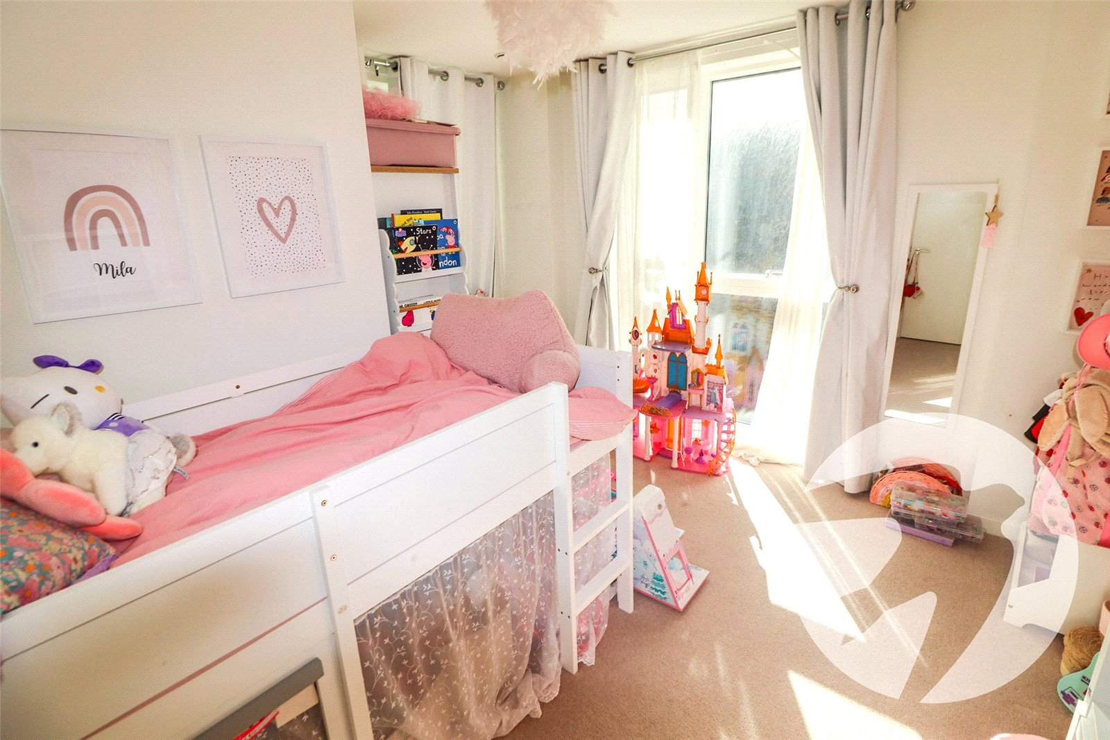 2 bedroom property for sale in  | Robinson Jackson