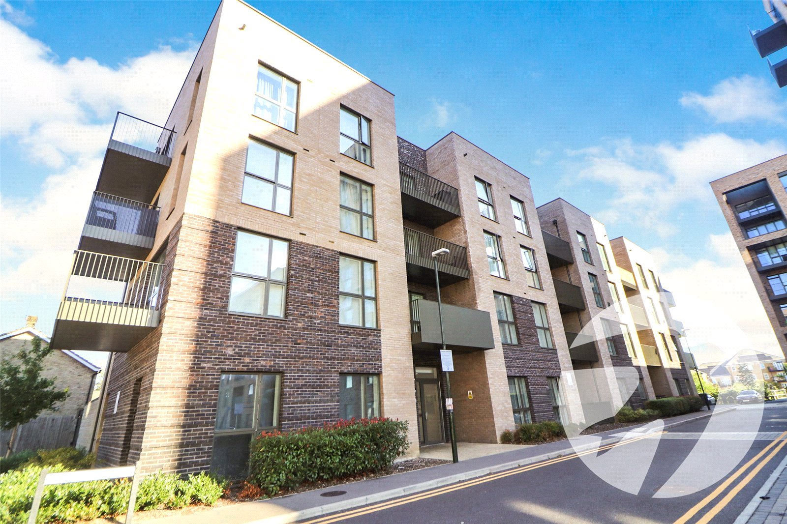 2 bedroom property for sale in  | Robinson Jackson