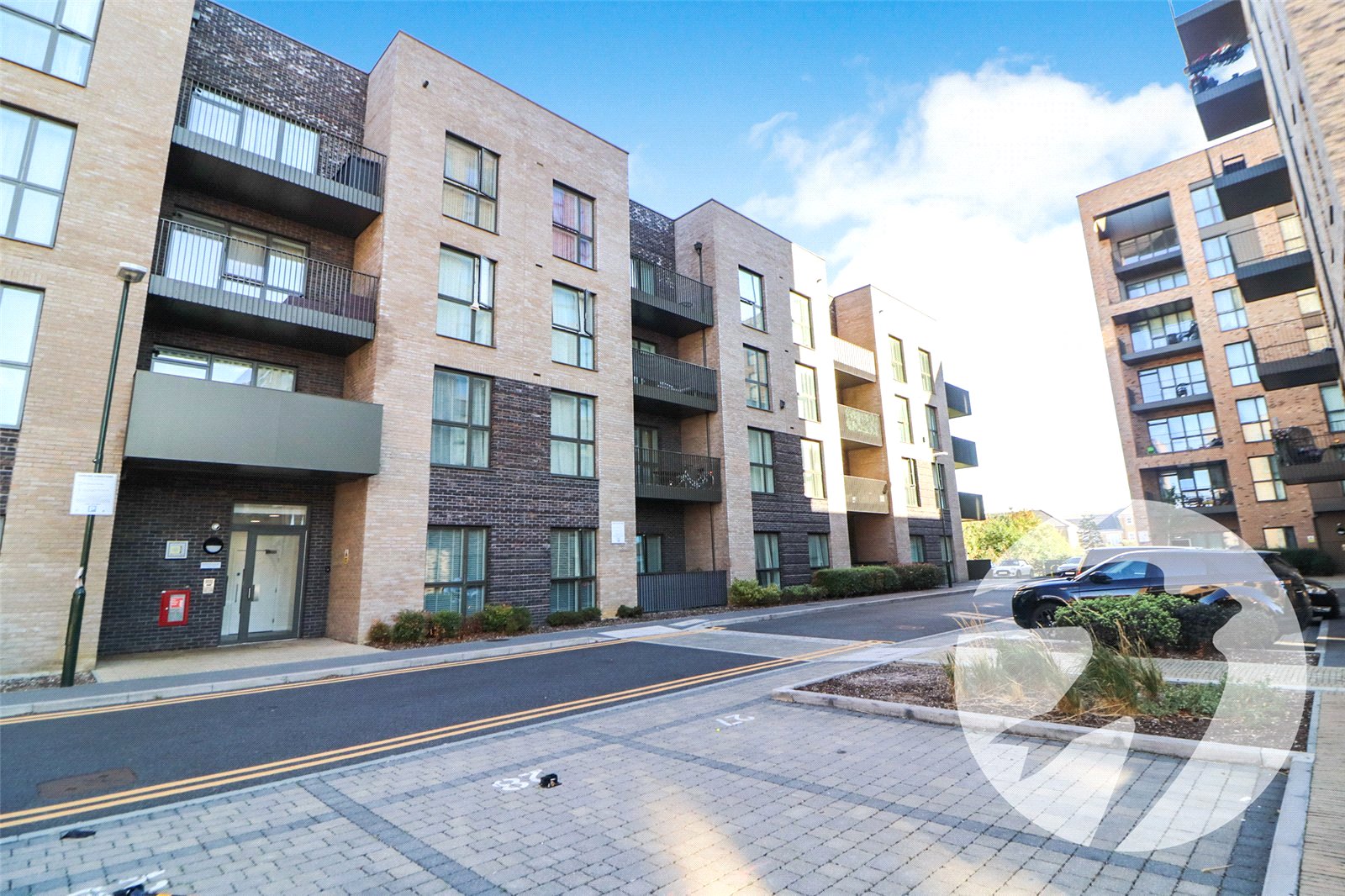 2 bedroom property for sale in  | Robinson Jackson