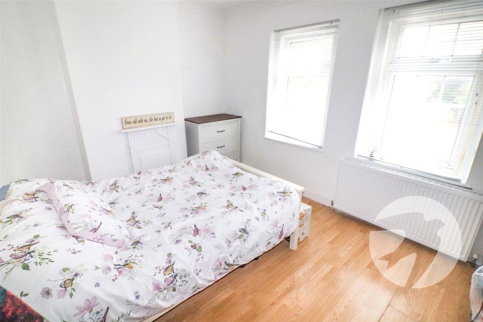 3 bedroom house for sale in Erith | Robinson Jackson
