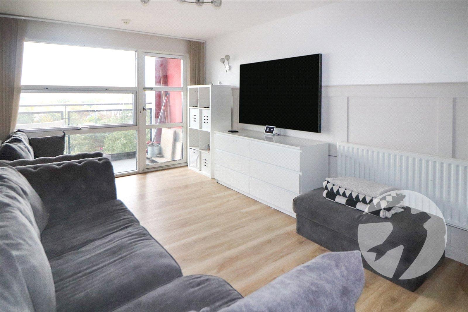 2 bedroom property for sale in 102 High Street | Robinson Jackson