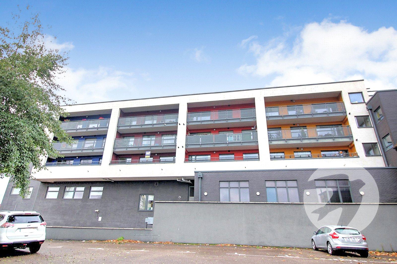 2 bedroom property for sale in 102 High Street | Robinson Jackson
