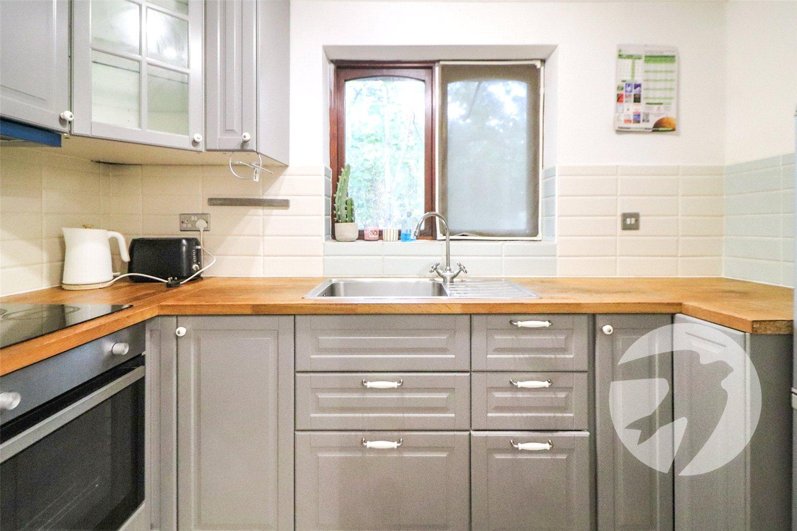 2 bedroom property for sale in  | Robinson Jackson