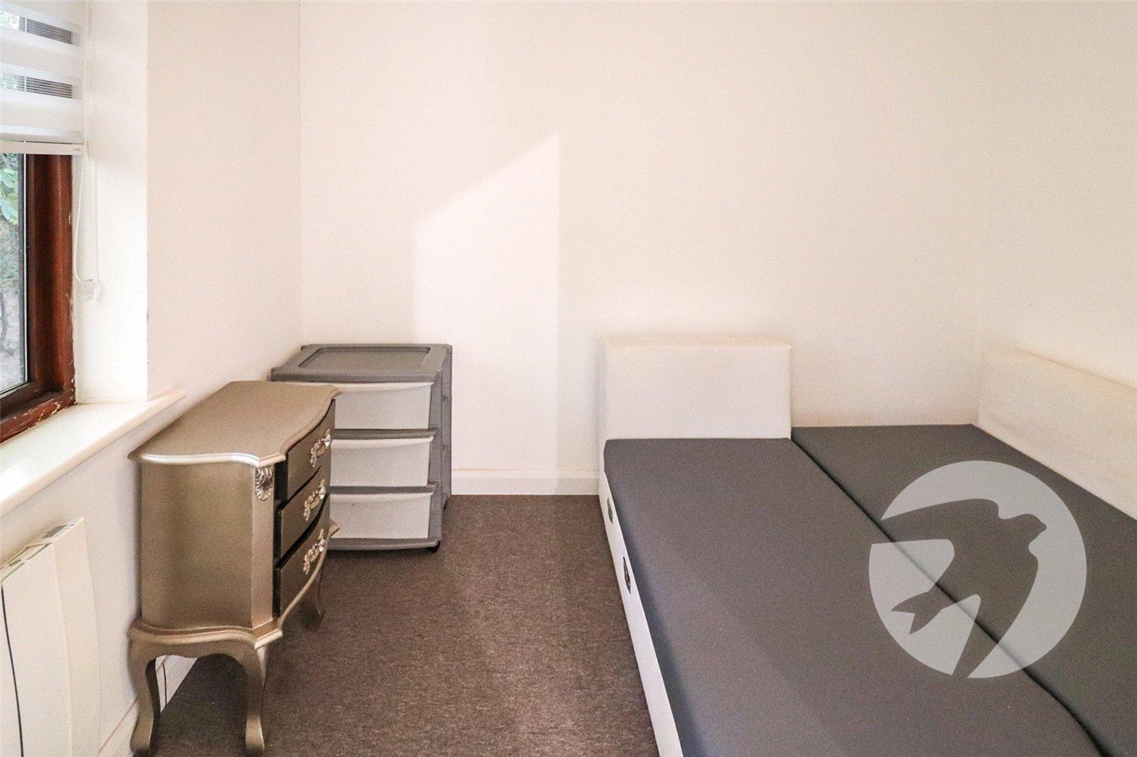 2 bedroom property for sale in  | Robinson Jackson