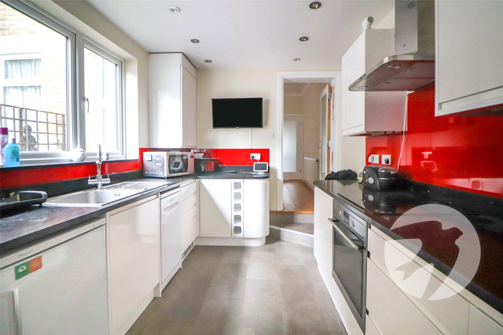 3 bedroom house for sale in Erith | Robinson Jackson