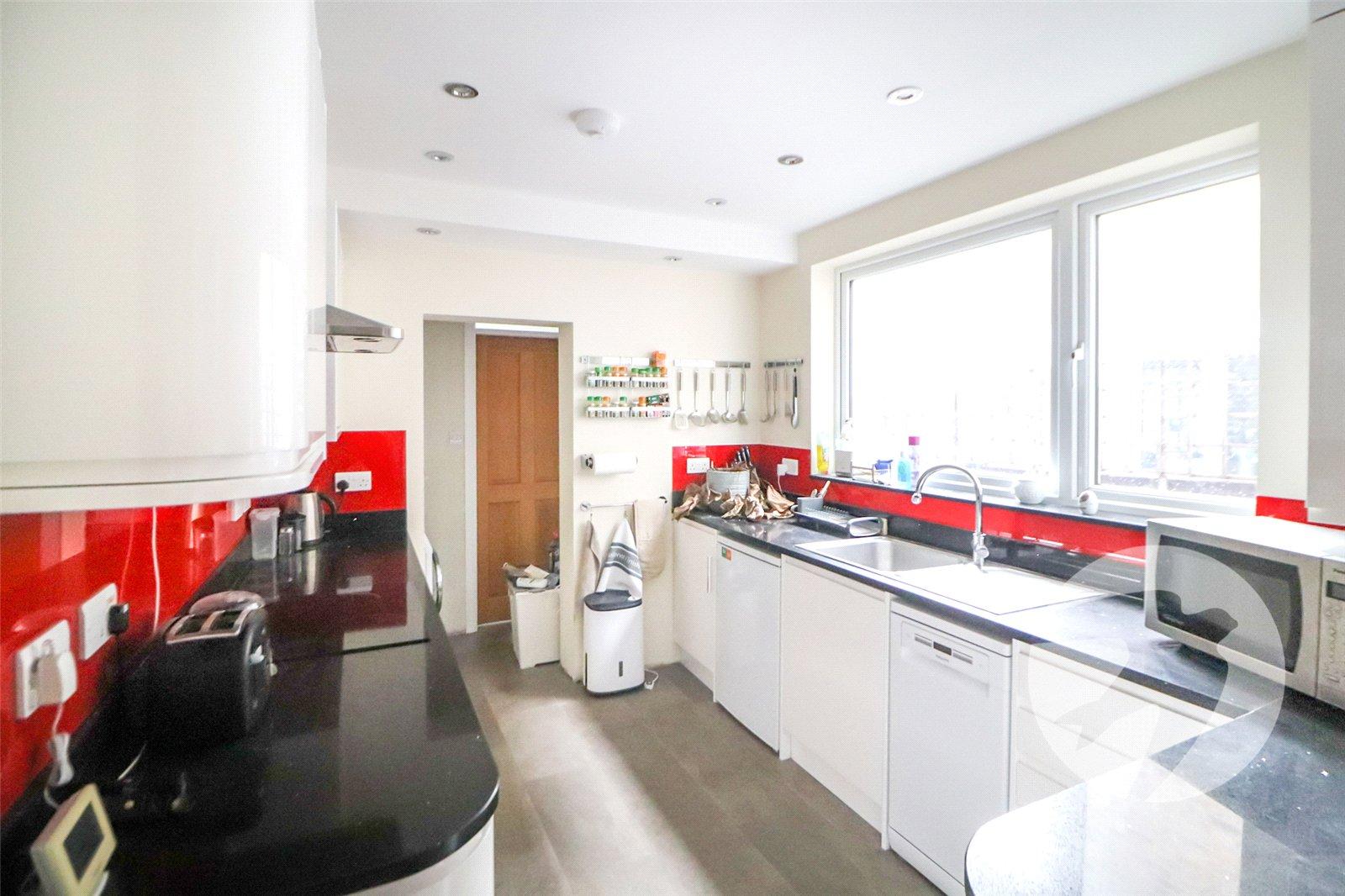 3 bedroom house for sale in Erith | Robinson Jackson