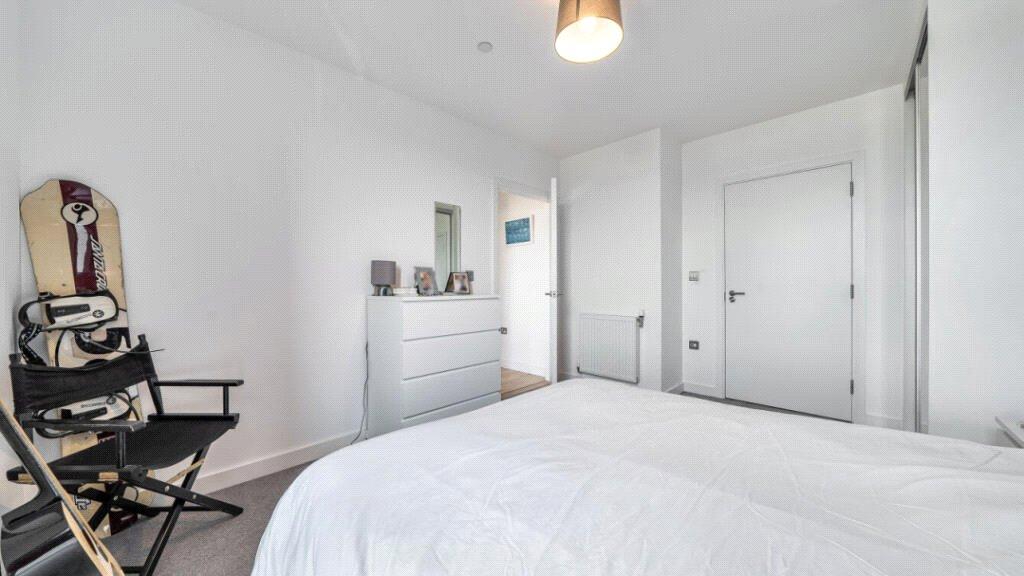 2 bedroom property for sale in  | Robinson Jackson