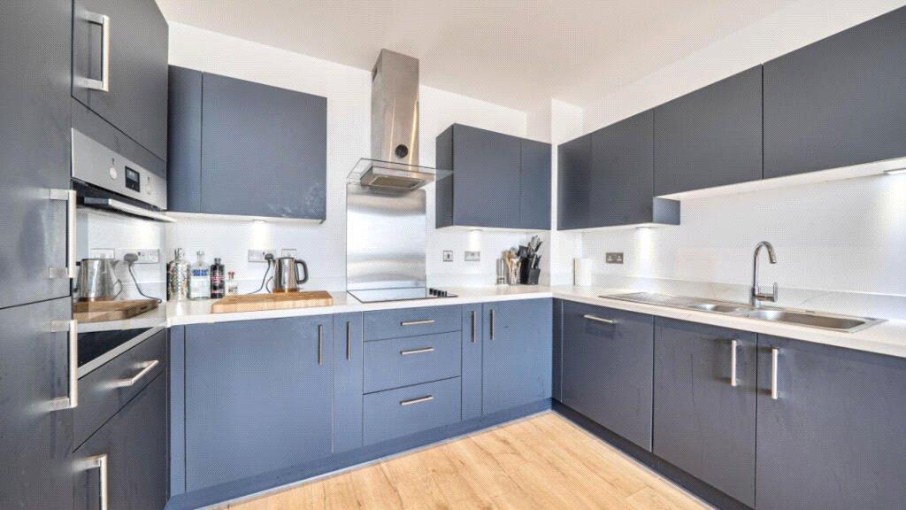 2 bedroom property for sale in  | Robinson Jackson