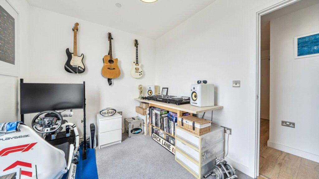 2 bedroom property for sale in  | Robinson Jackson