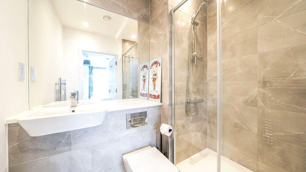 2 bedroom property for sale in  | Robinson Jackson