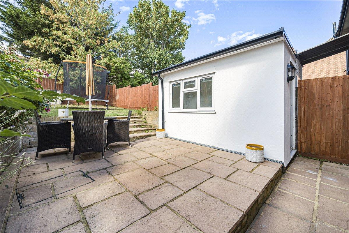 2 bedroom property for sale in Chislehurst | Robinson Jackson