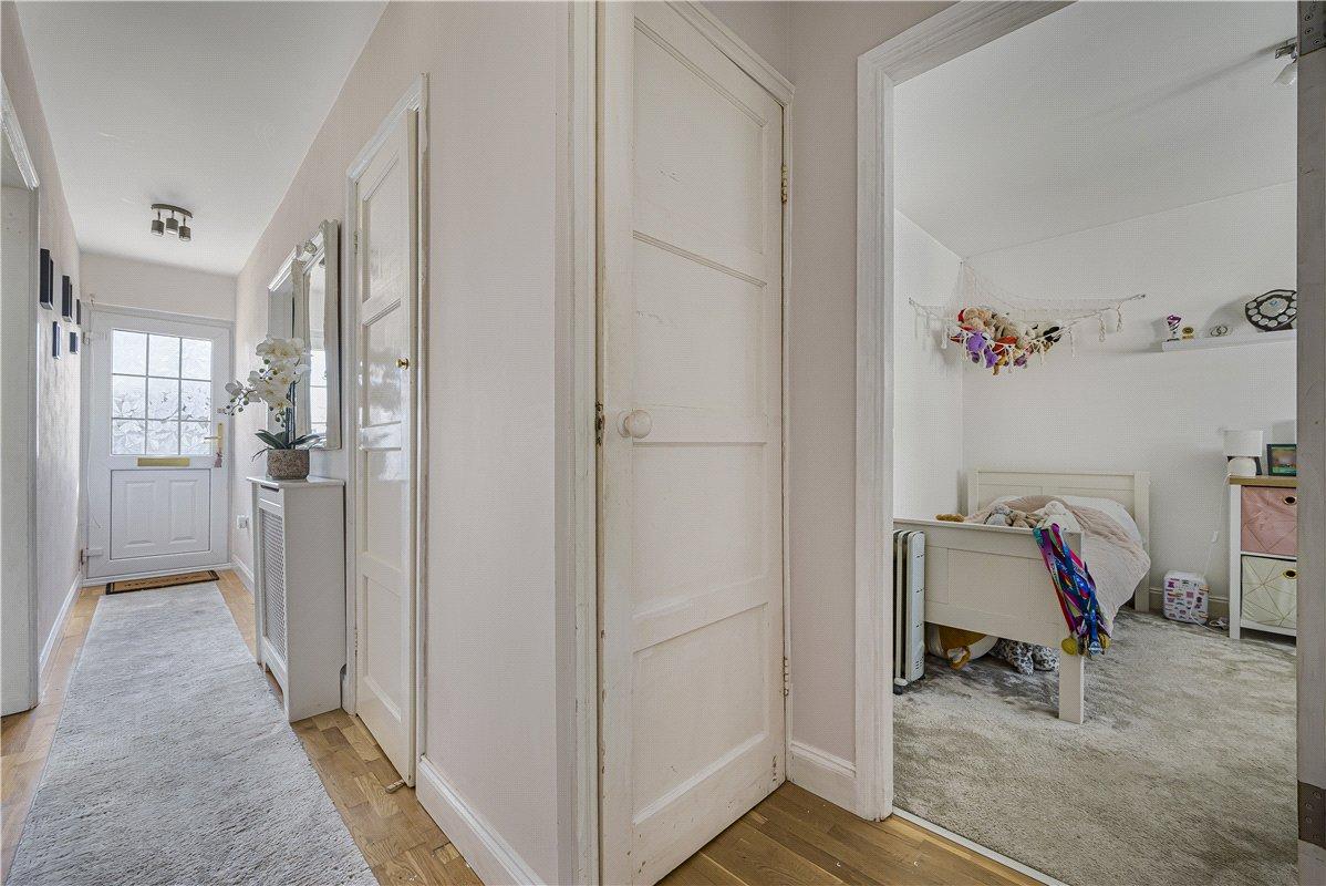 2 bedroom property for sale in Chislehurst | Robinson Jackson
