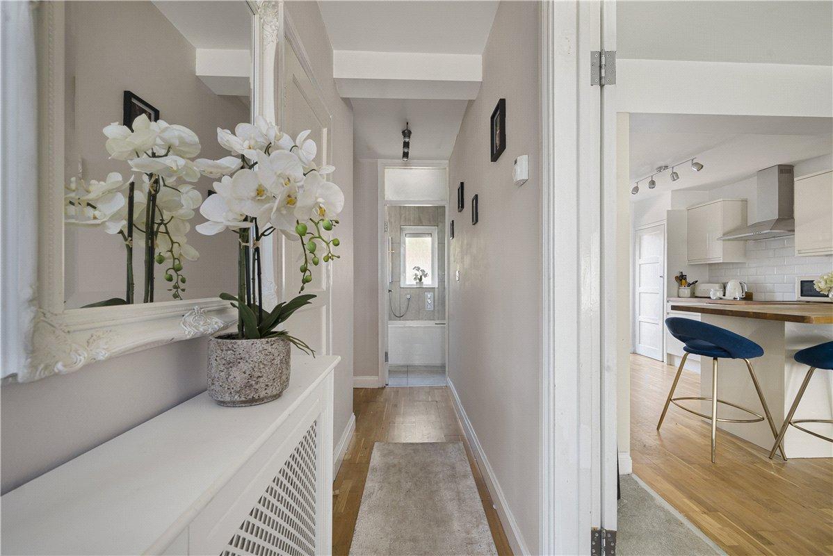 2 bedroom property for sale in Chislehurst | Robinson Jackson