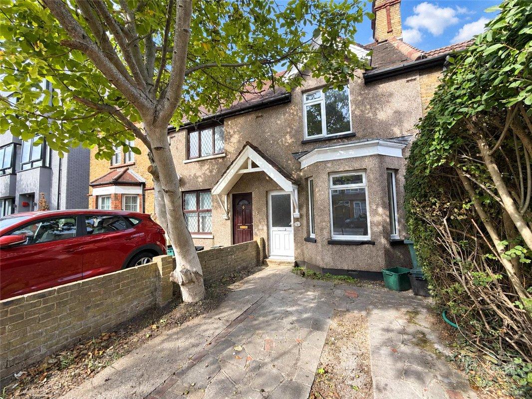 2 bedroom house for sale in Orpington | Robinson Jackson