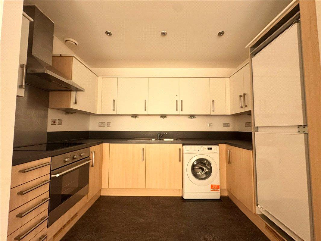 2 bedroom property for sale in Orpington | Robinson Jackson