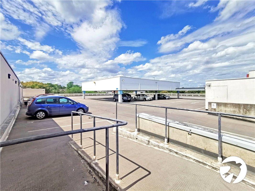 2 bedroom property for sale in Orpington | Robinson Jackson
