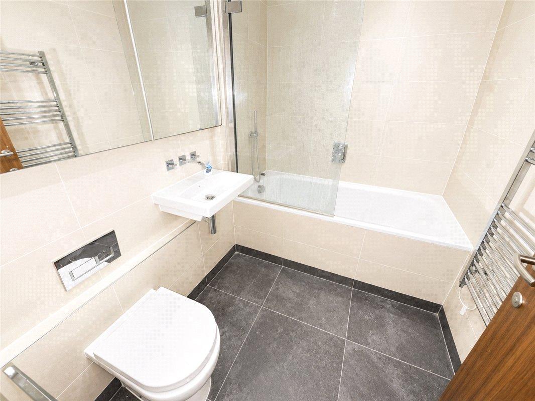 2 bedroom property for sale in Orpington | Robinson Jackson