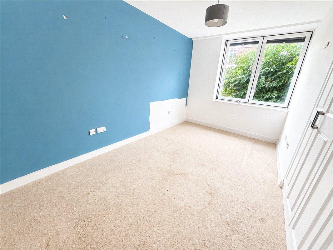 2 bedroom property for sale in Orpington | Robinson Jackson