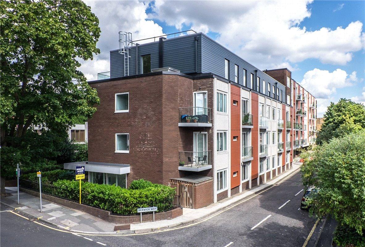 2 bedroom property for sale in Orpington | Robinson Jackson