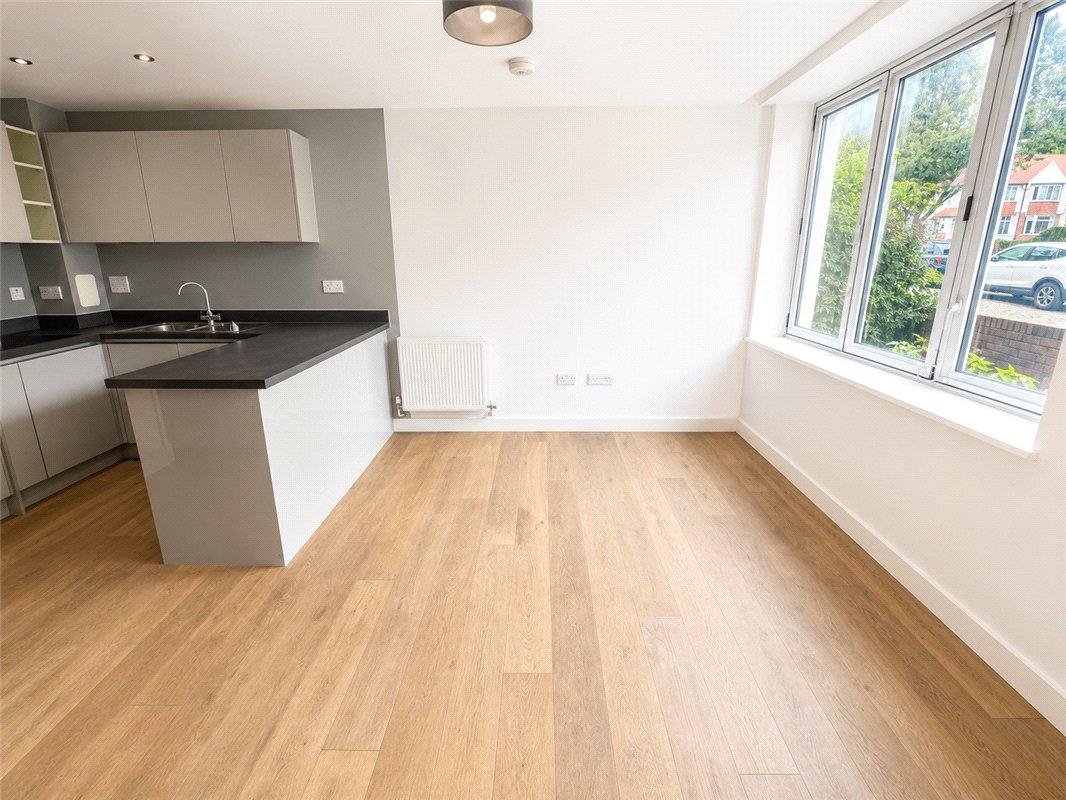 2 bedroom property for sale in Orpington | Robinson Jackson