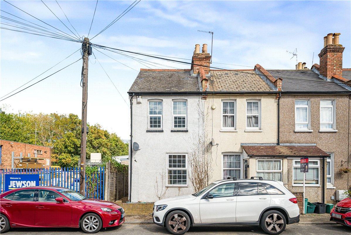 3 bedroom house for sale in Orpington | Robinson Jackson
