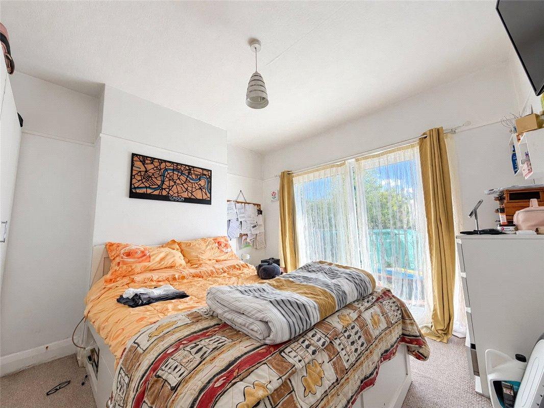 3 bedroom bungalow for sale in Orpington | Robinson Jackson