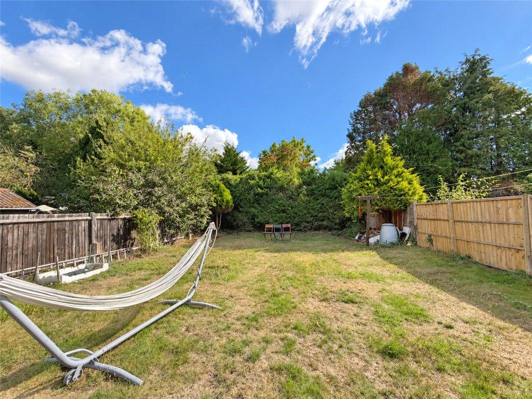 3 bedroom bungalow for sale in Orpington | Robinson Jackson