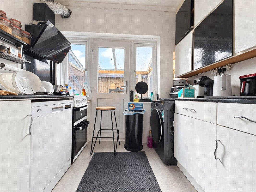 3 bedroom bungalow for sale in Orpington | Robinson Jackson
