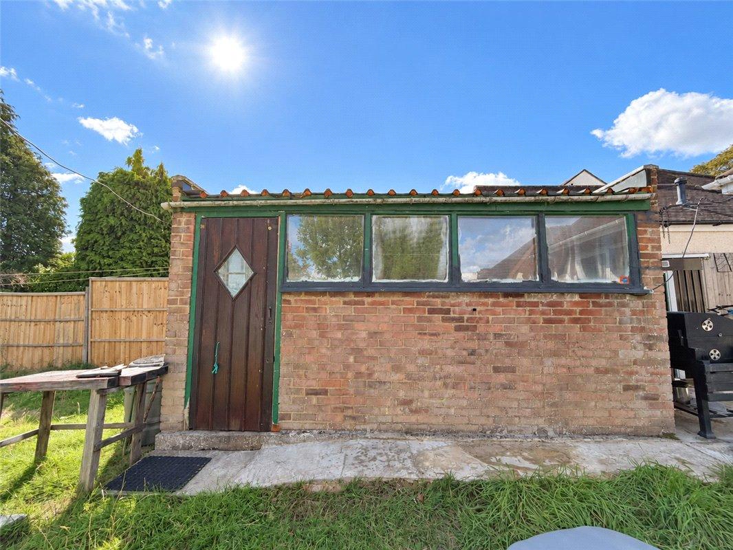 3 bedroom bungalow for sale in Orpington | Robinson Jackson