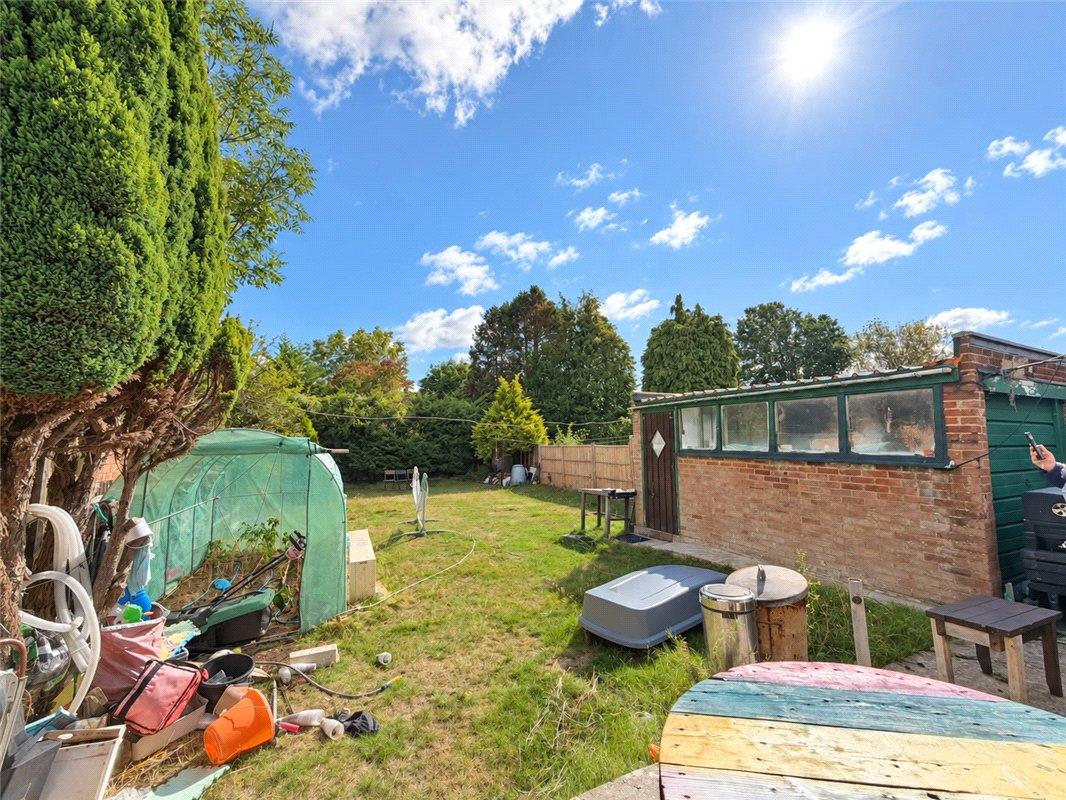 3 bedroom bungalow for sale in Orpington | Robinson Jackson