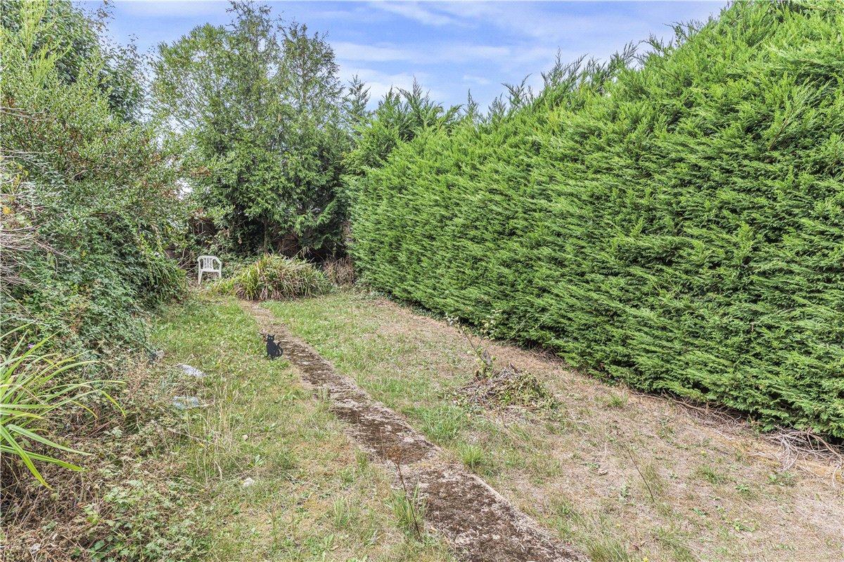 2 bedroom bungalow for sale in South Orpington | Robinson Jackson
