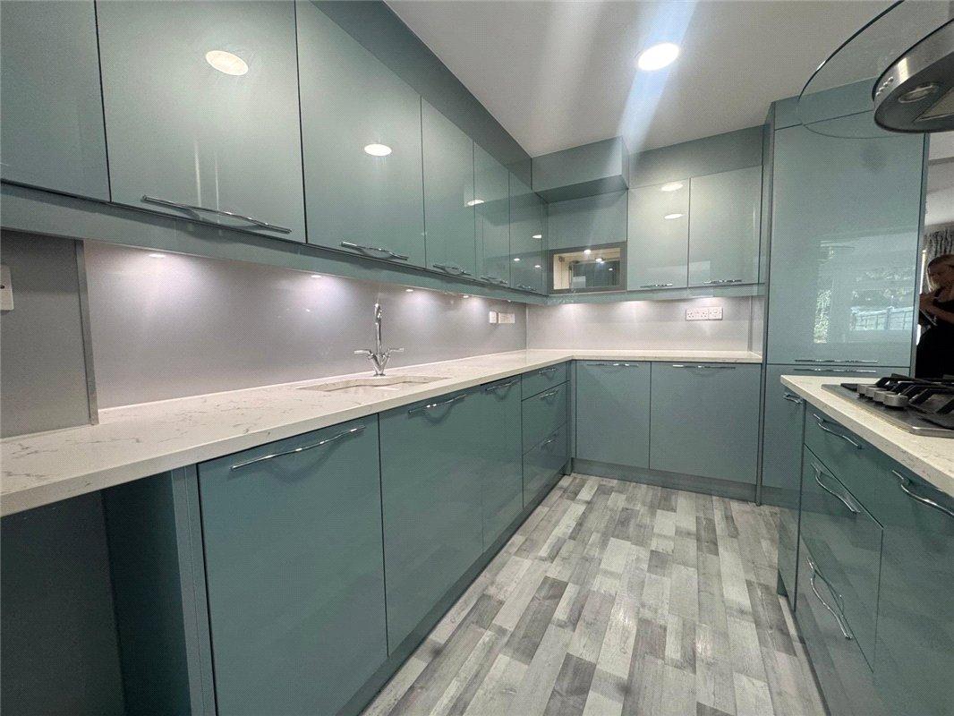 3 bedroom house for sale in Bromley | Robinson Jackson