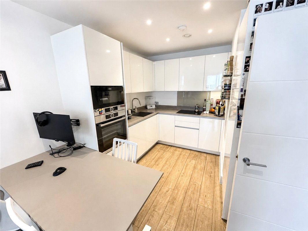1 bedroom property for sale in Orpington | Robinson Jackson