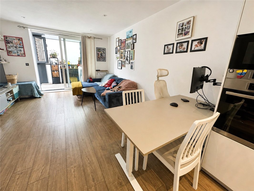 1 bedroom property for sale in Orpington | Robinson Jackson