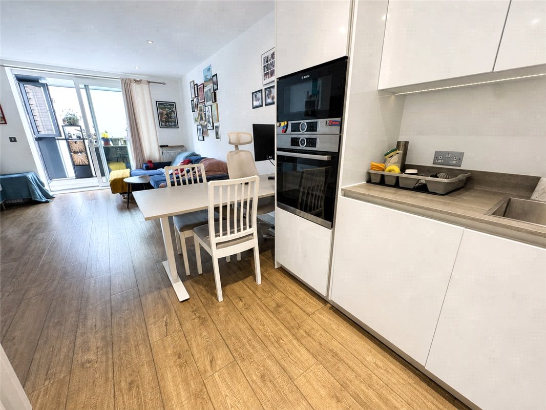 1 bedroom property for sale in Orpington | Robinson Jackson