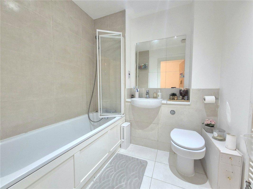 3 bedroom house for sale in Orpington | Robinson Jackson