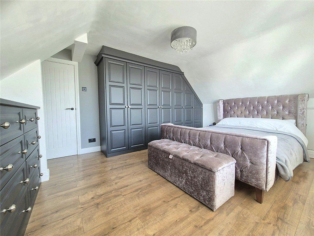 4 bedroom house for sale in Orpington | Robinson Jackson