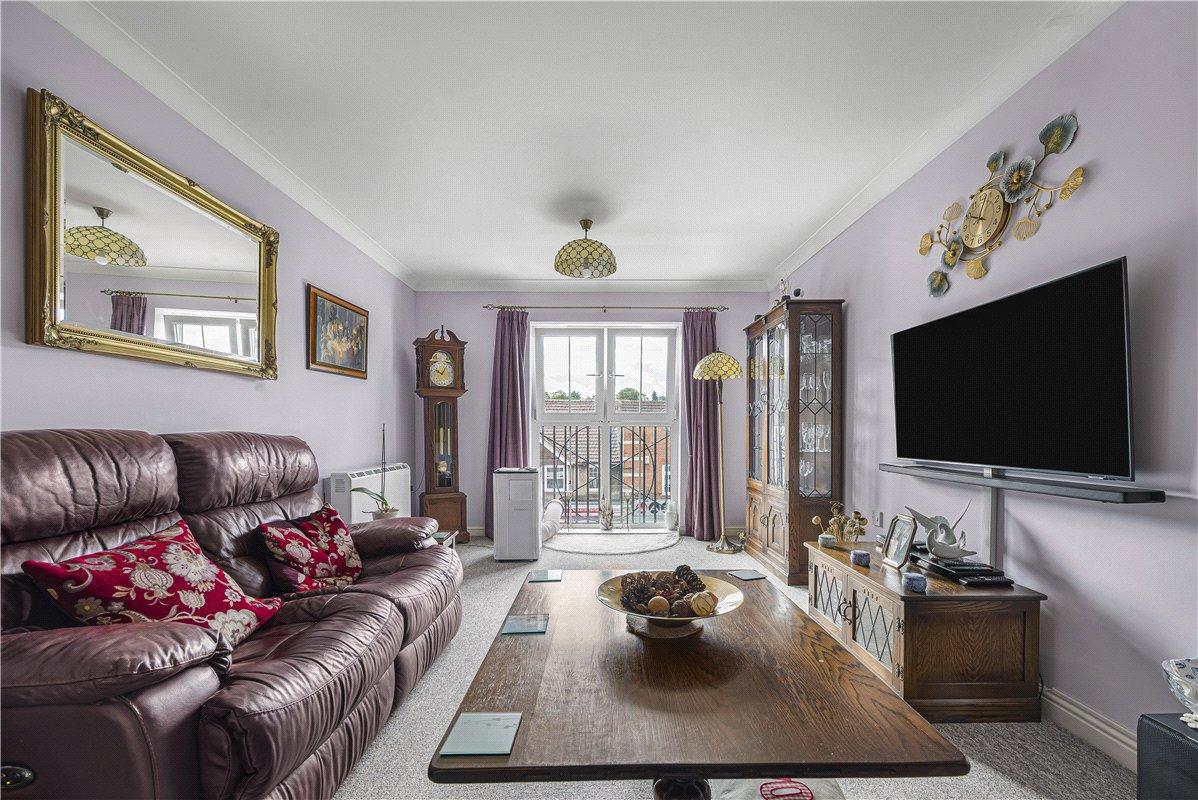 2 bedroom property for sale in Orpington | Robinson Jackson