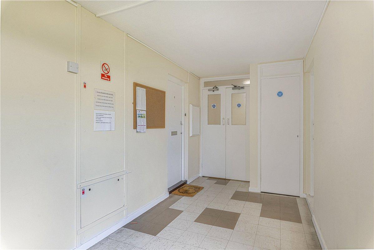 1 bedroom property for sale in Orpington | Robinson Jackson