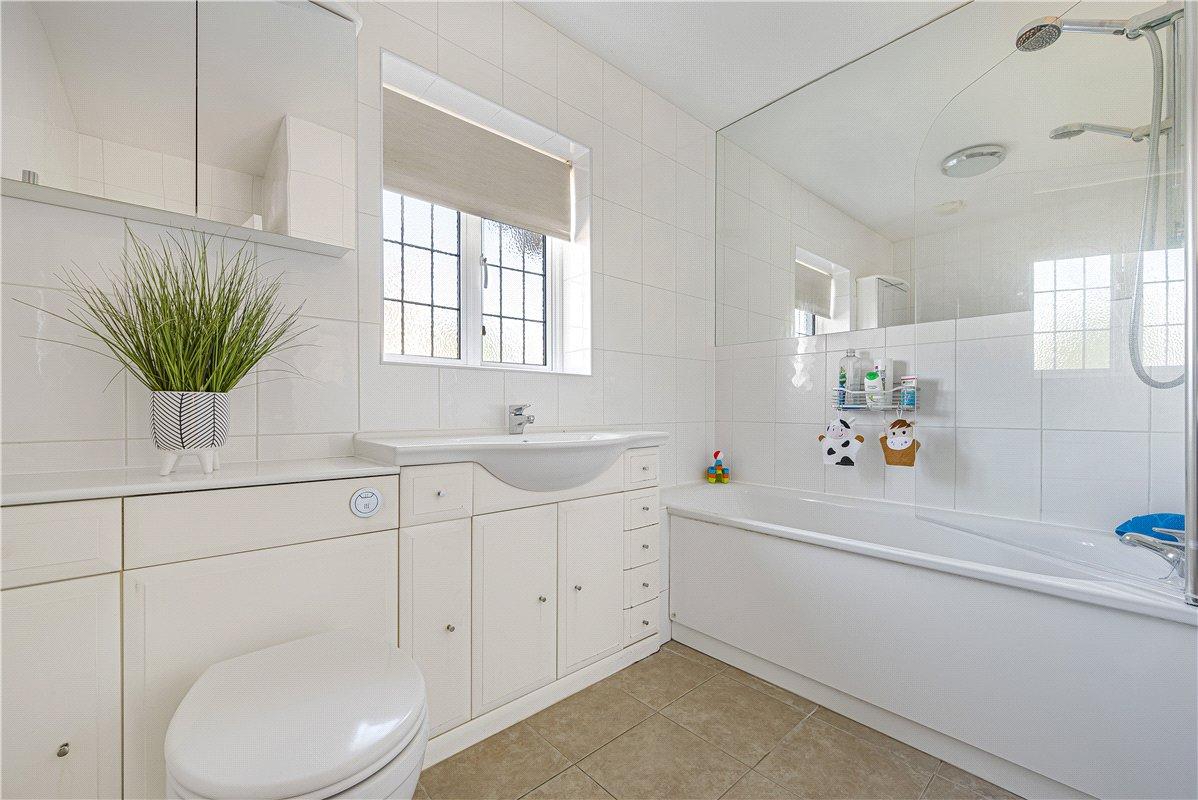 5 bedroom house for sale in Locksbottom | Robinson Jackson