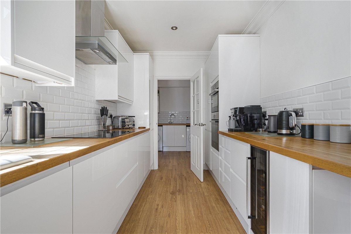 5 bedroom house for sale in Locksbottom | Robinson Jackson