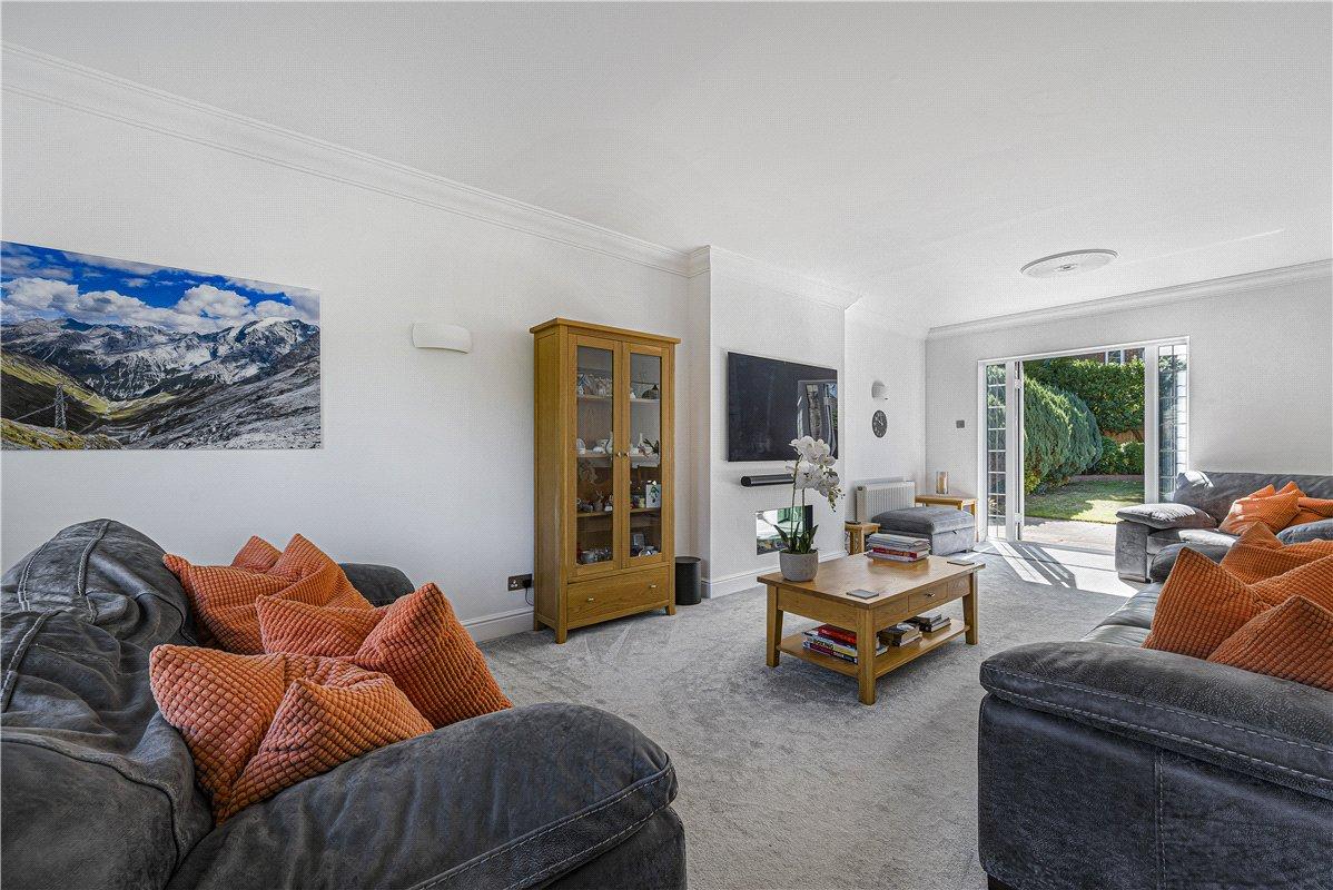 5 bedroom house for sale in Locksbottom | Robinson Jackson