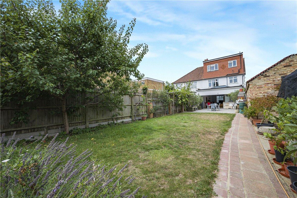 4 bedroom house for sale in St Pauls Cray | Robinson Jackson