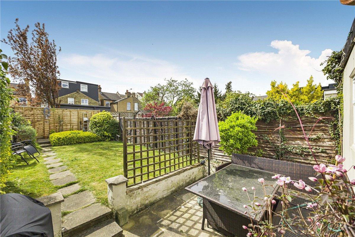 4 bedroom house for sale in Bromley | Robinson Jackson