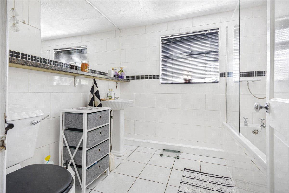 4 bedroom house for sale in Bromley | Robinson Jackson