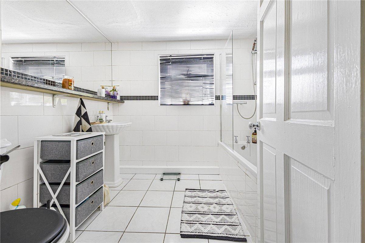 4 bedroom house for sale in Bromley | Robinson Jackson