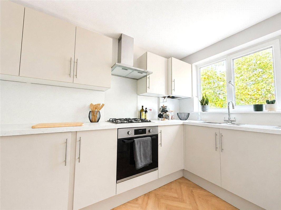 2 bedroom property for sale in Orpington | Robinson Jackson