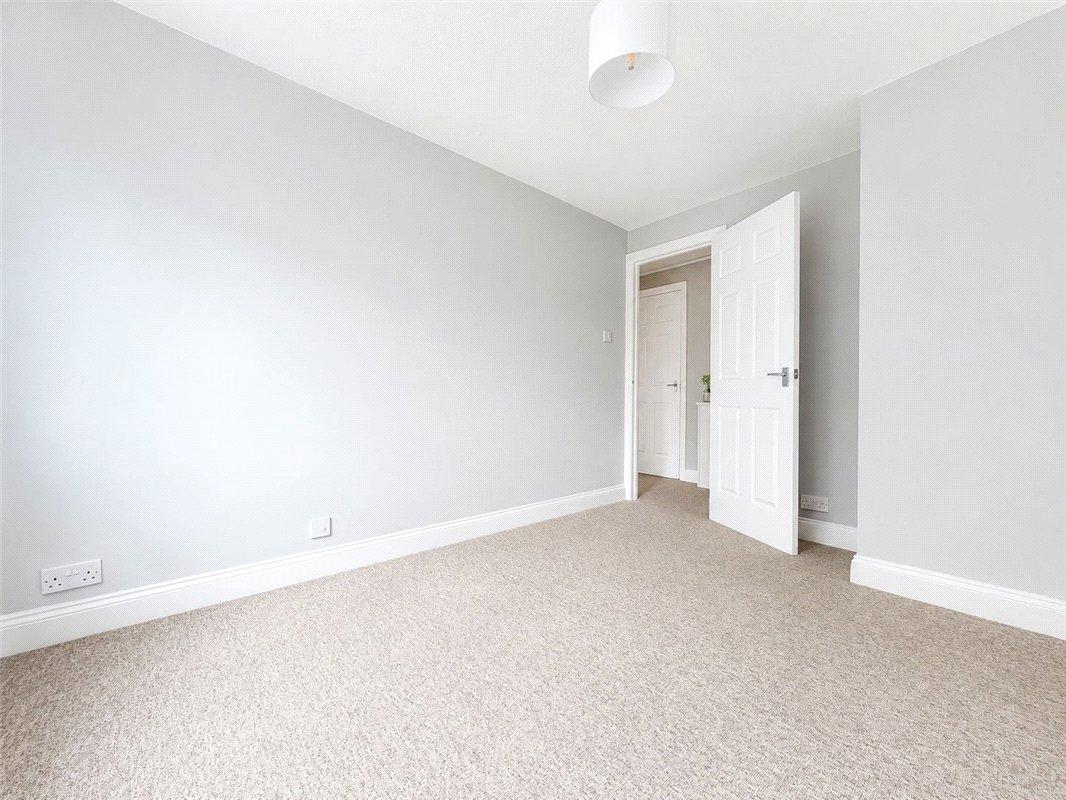 2 bedroom property for sale in Orpington | Robinson Jackson