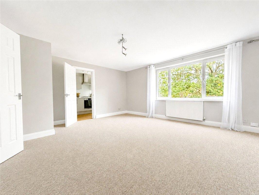 2 bedroom property for sale in Orpington | Robinson Jackson