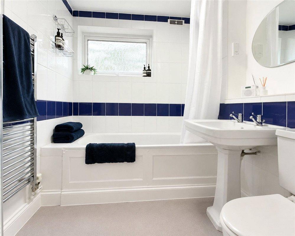2 bedroom property for sale in Orpington | Robinson Jackson